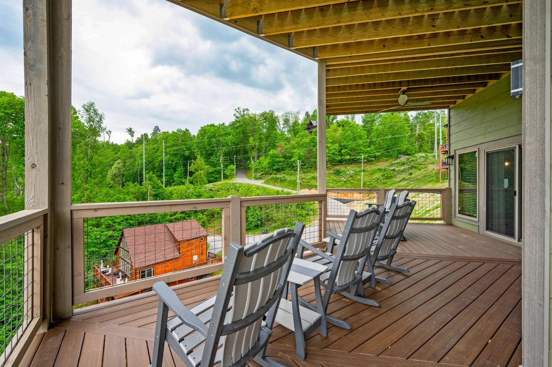 Photo of 1237 Hemlock Drive