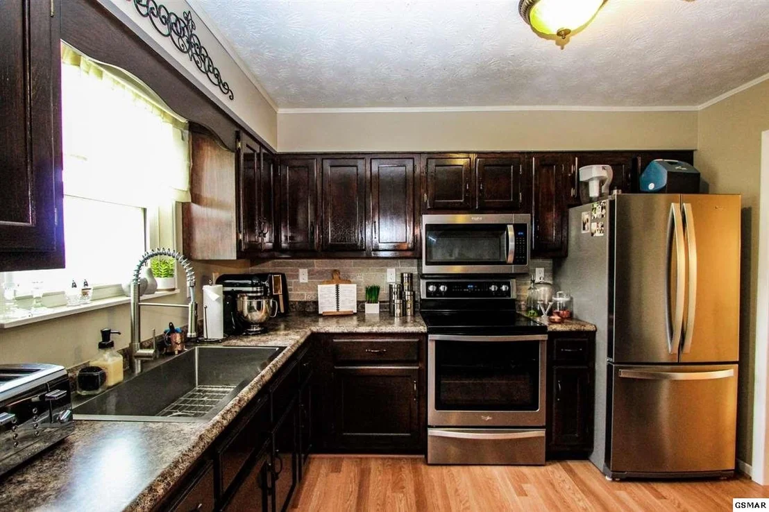 Photo of 179 Brookview Drive
