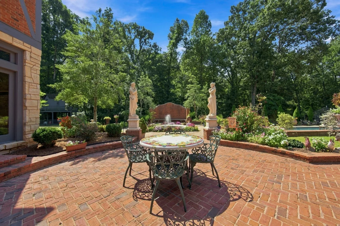 Photo of 18 Windwood Drive