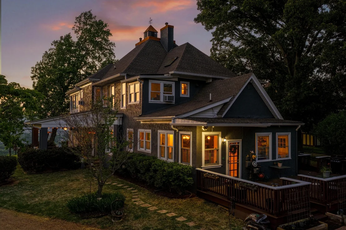 Photo of 46 N Crest Road
