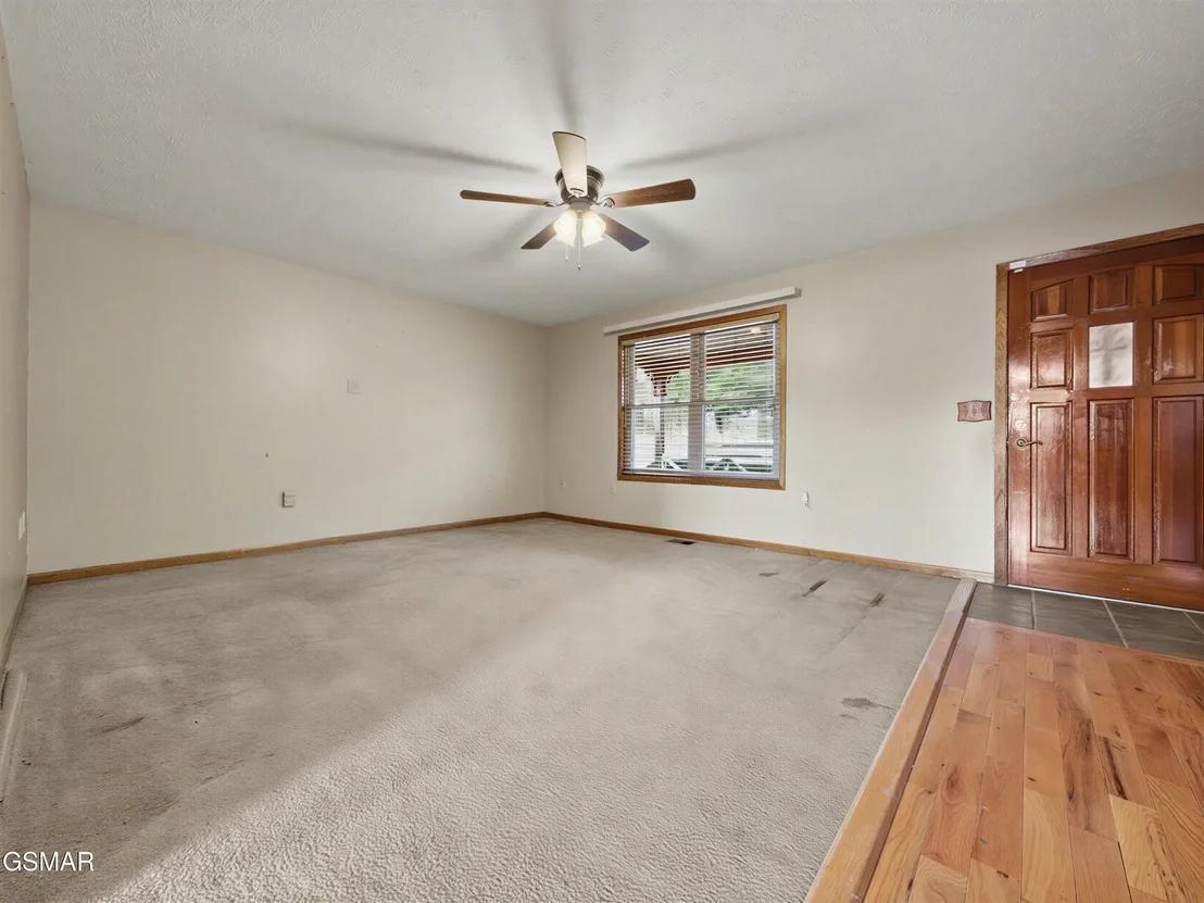 Photo of 2456 Amanda Lane