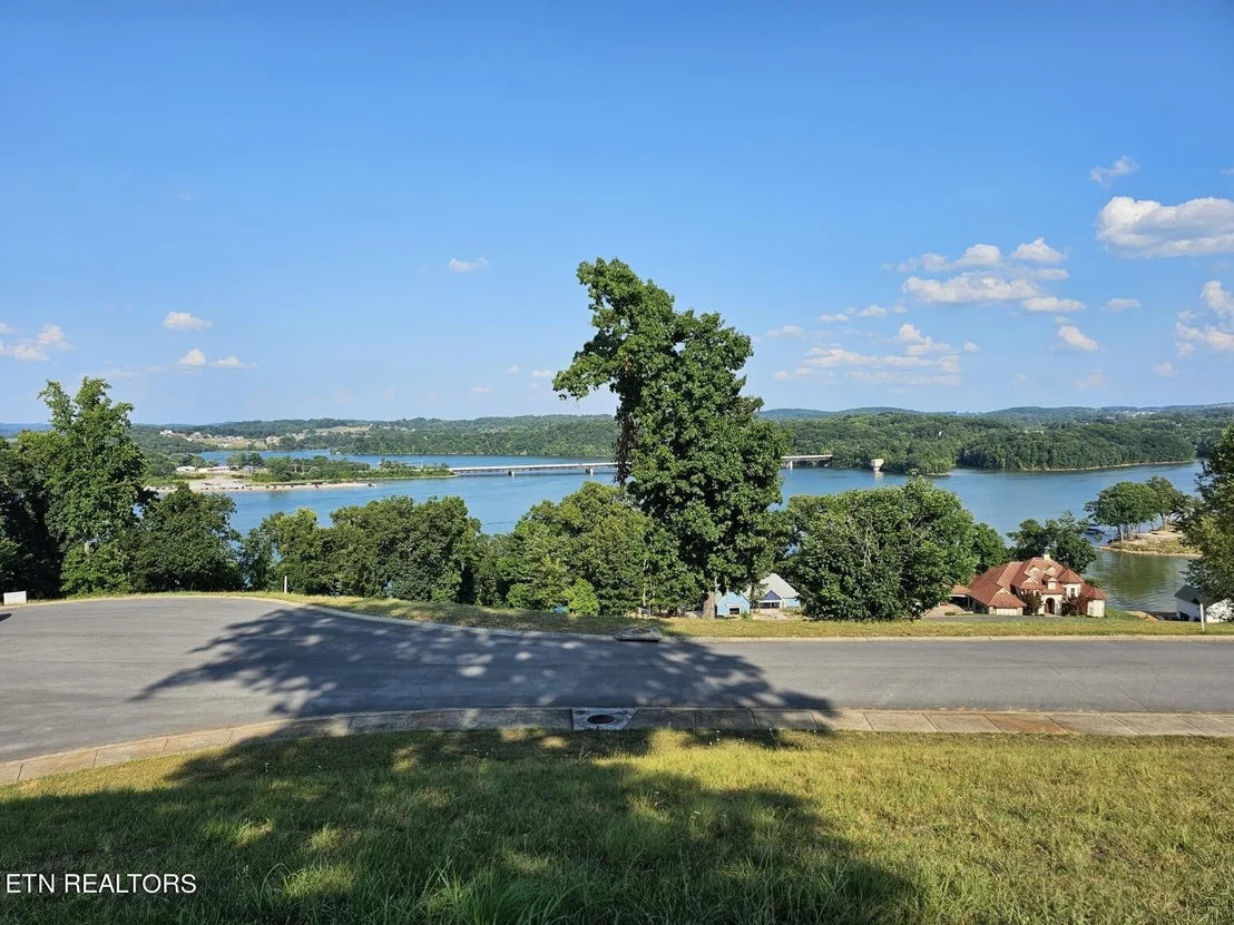 Photo of 2486 Starboard Crest Rd