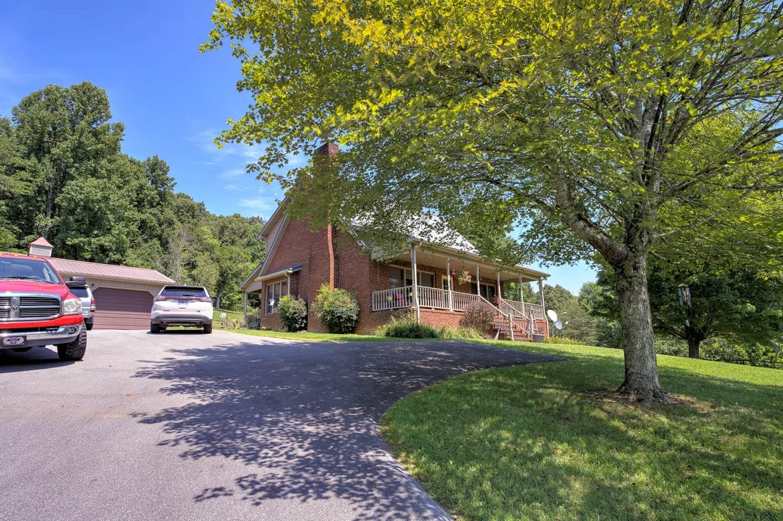 Photo of 286 Oss Williams Road