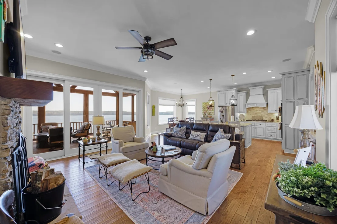 Photo of 45 PINNACLE PT