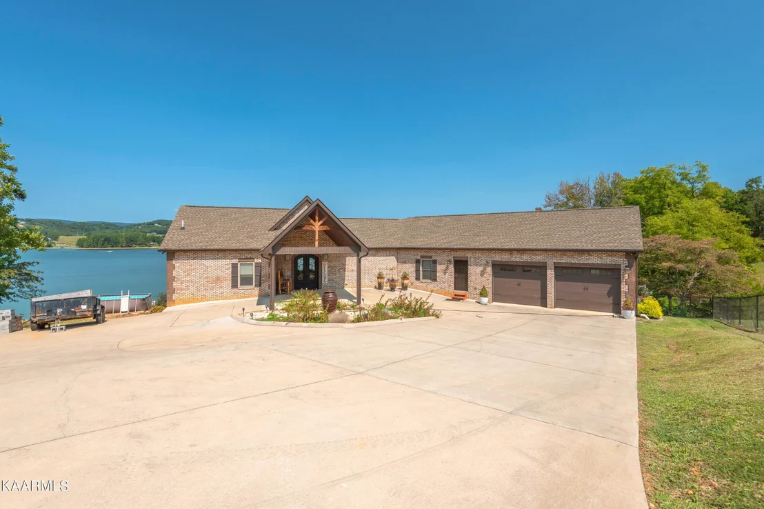 Photo of 499 Chilhowee Lane