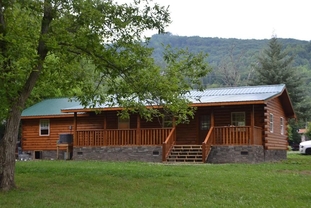 Photo of 834 Golden Circle Drive