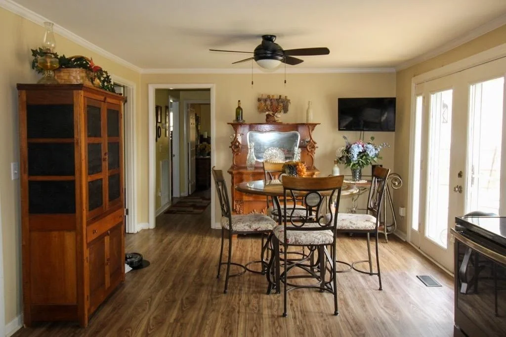 Photo of 1800 Meadowbrook Dr