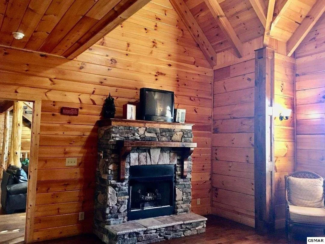 Photo of Unit MEMORYMAKERLODGE at 326 Alpine Mountain Way