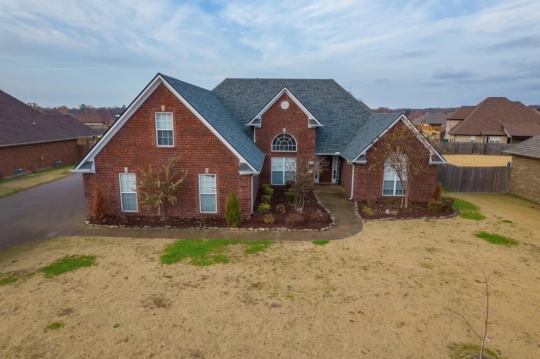 Photo of 315 SHORT LEAF DR