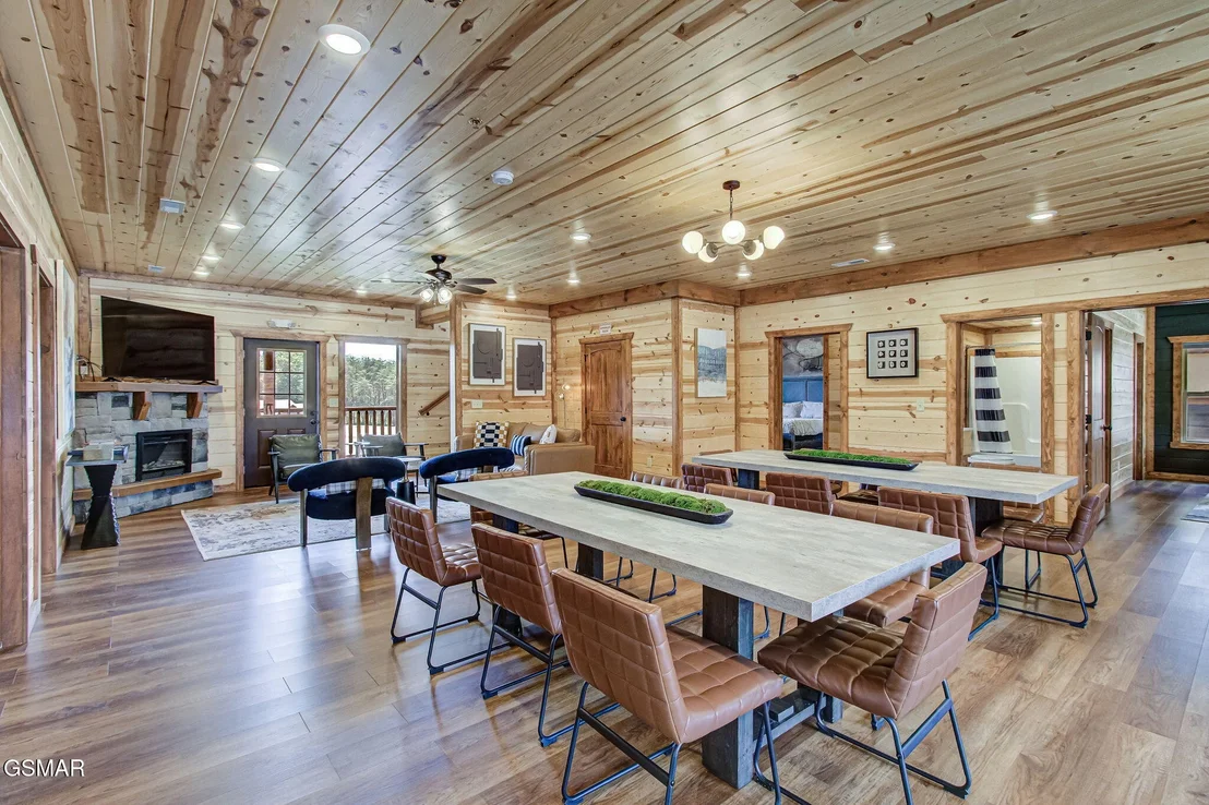Photo of 2215 Jericho Way