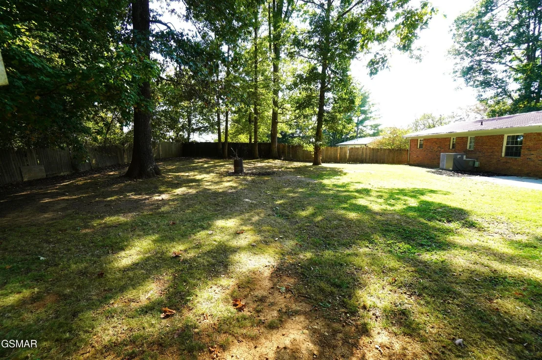 Photo of 564 Whippoorwill Drive
