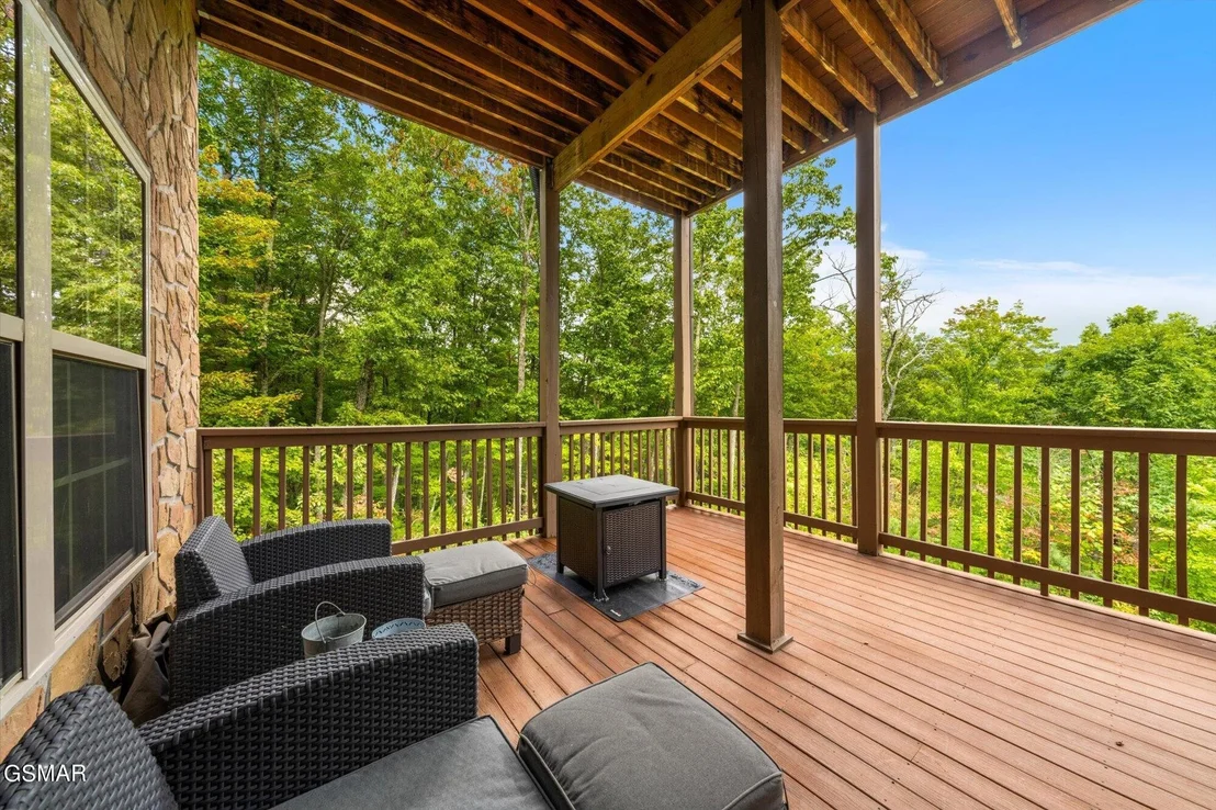 Photo of 4052 Ridgeback Ln