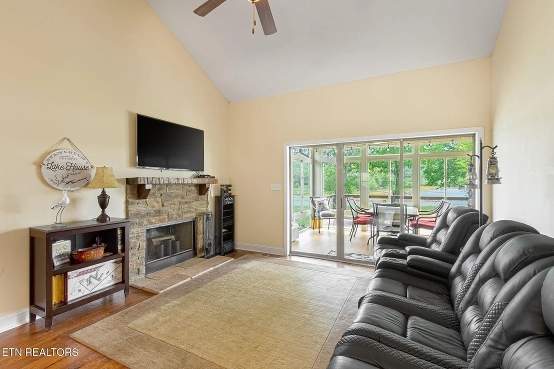 Photo of 121 Twilight Blvd