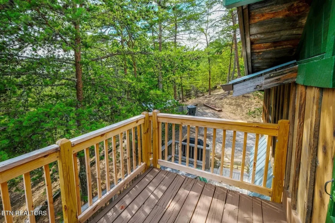 Photo of 867 Lloyd Huskey Rd