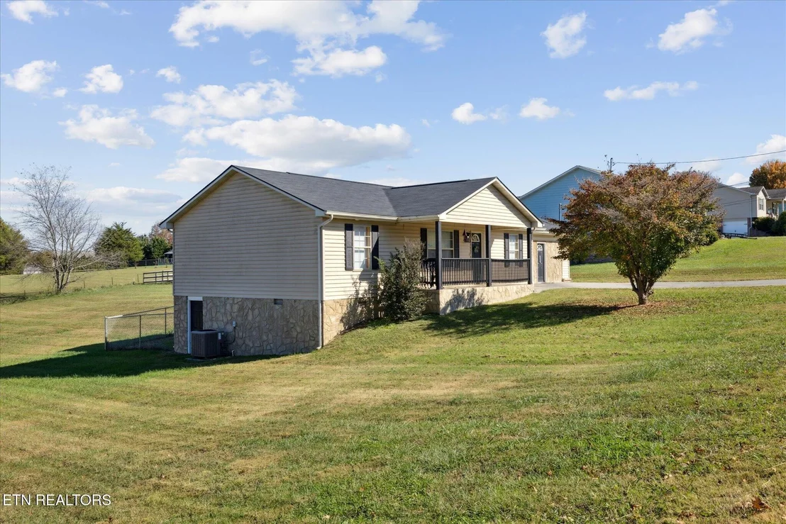 Photo of 1452 Kay View Drive