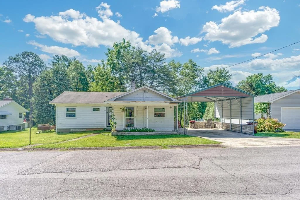 Photo of 103 Dixie Lane