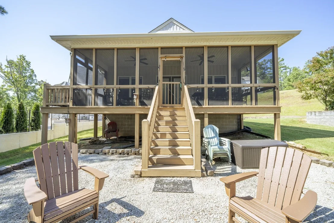Photo of 27 HARBOR DR