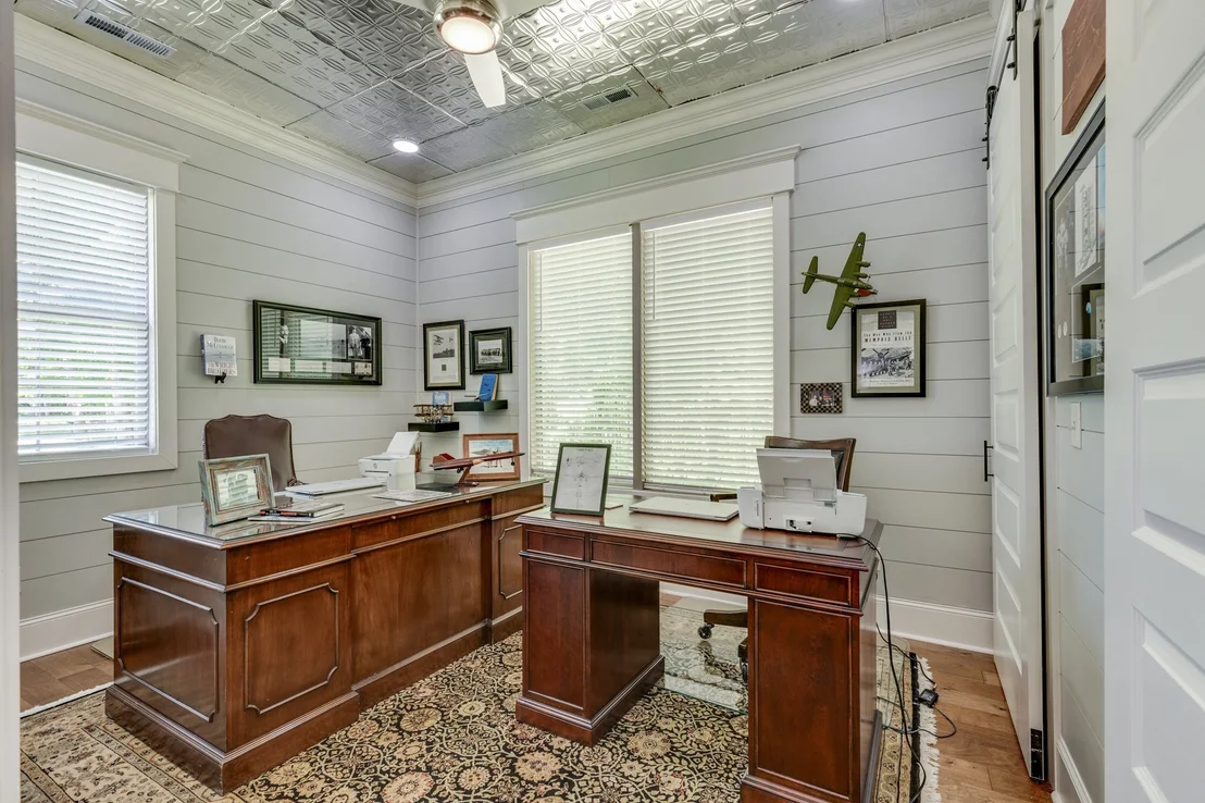 Photo of 105 Andrews Dr