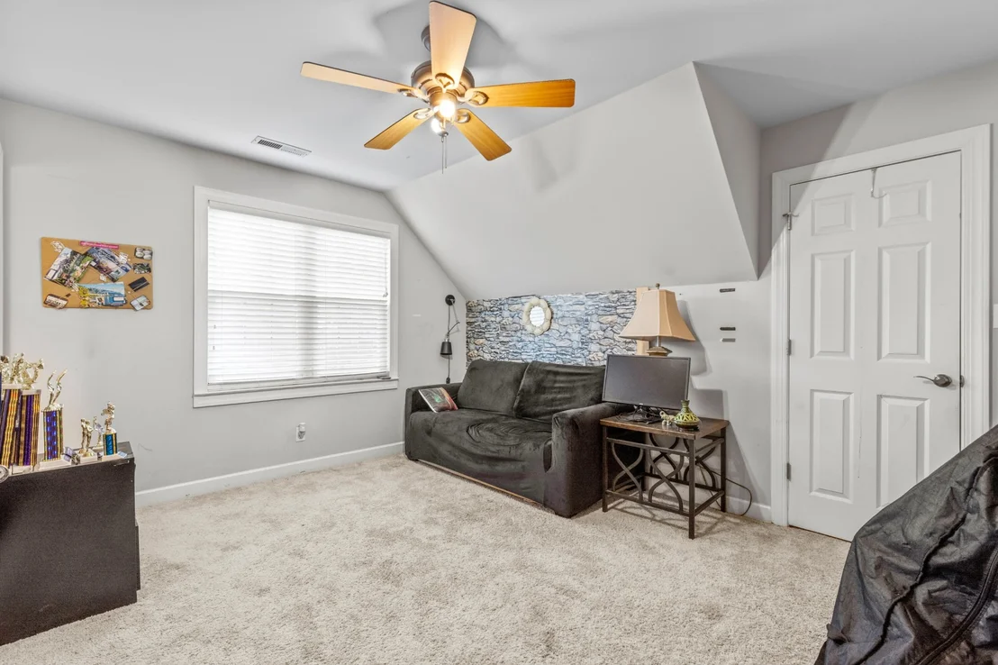 Photo of 7416 Splendid View Drive