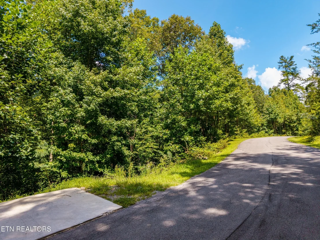 Photo of 445 Chetola Tr