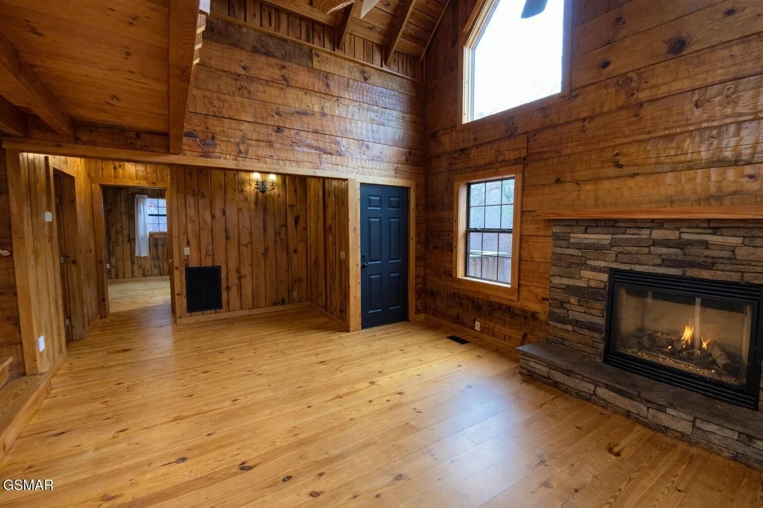 Photo of 2034 Bales Way