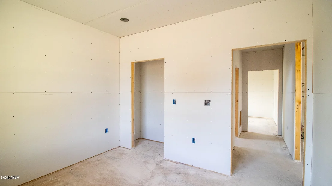 Photo of 110 Hilltop View Dr