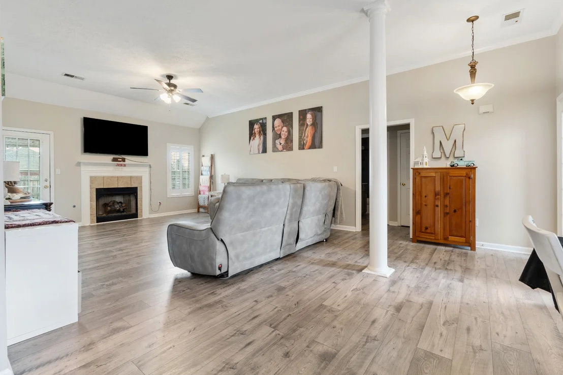 Photo of 192 Michelle Cir