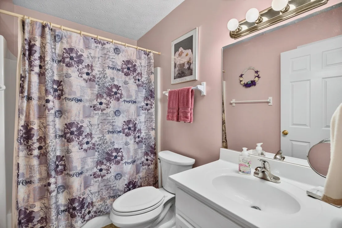 Photo of 664 Keene Cir