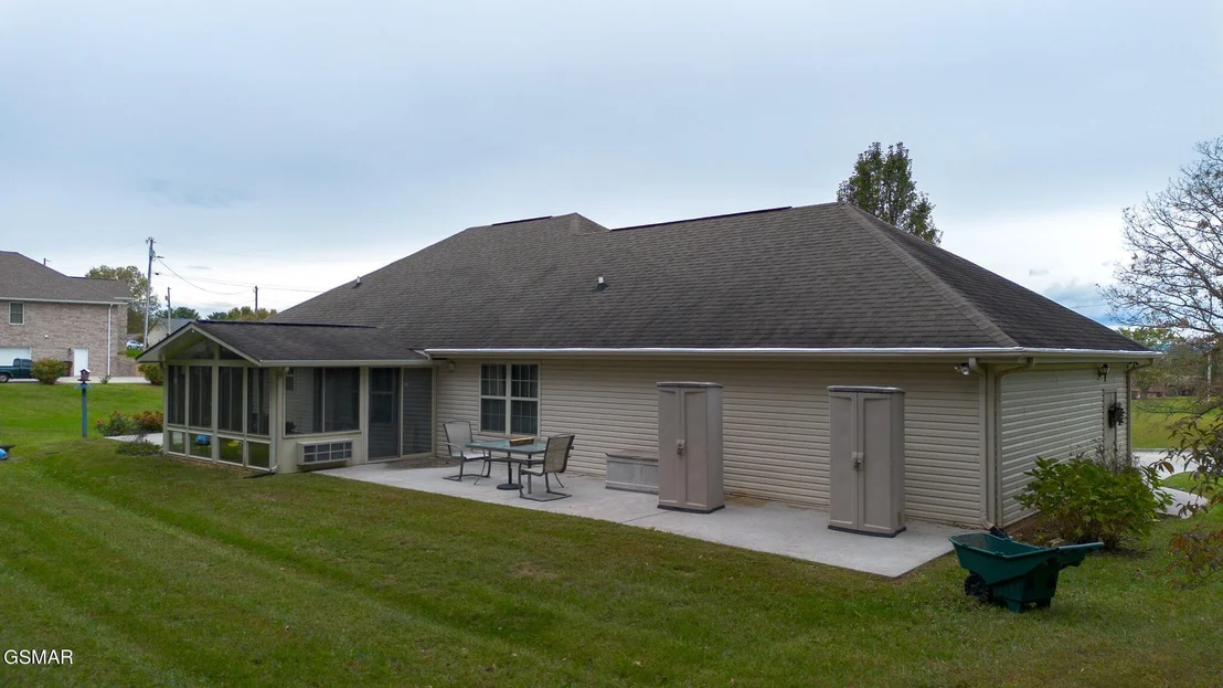 Photo of 829 Windstone Drive
