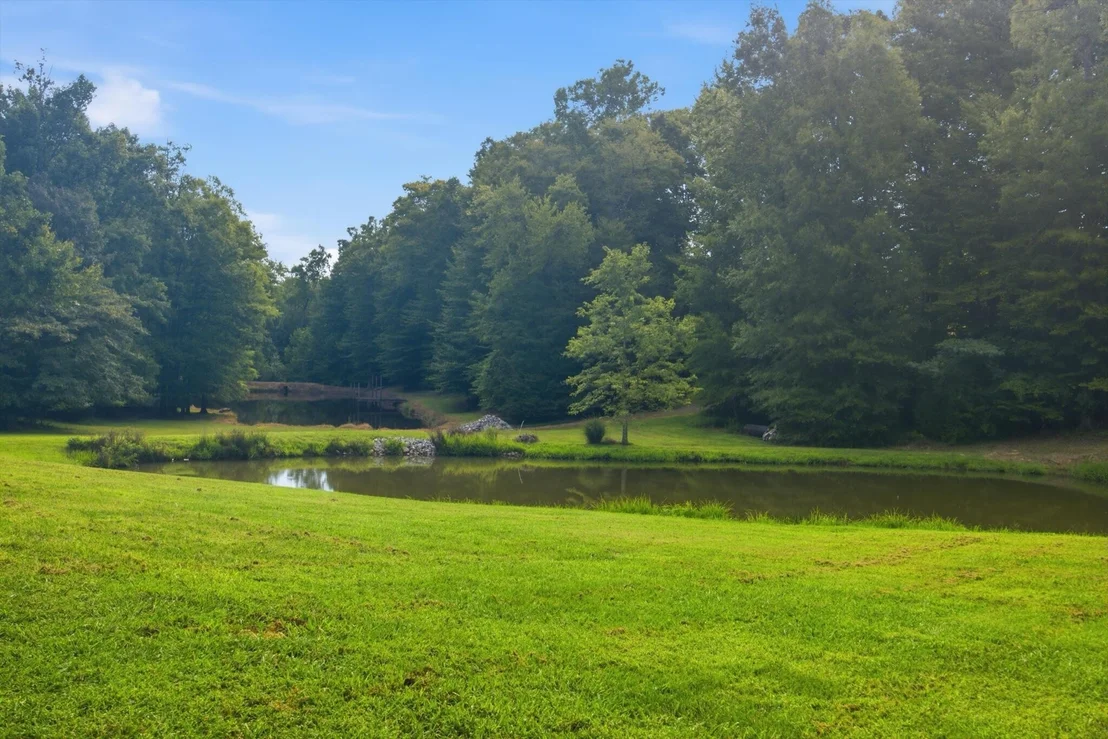 Photo of 312 Eaves Ferry Road