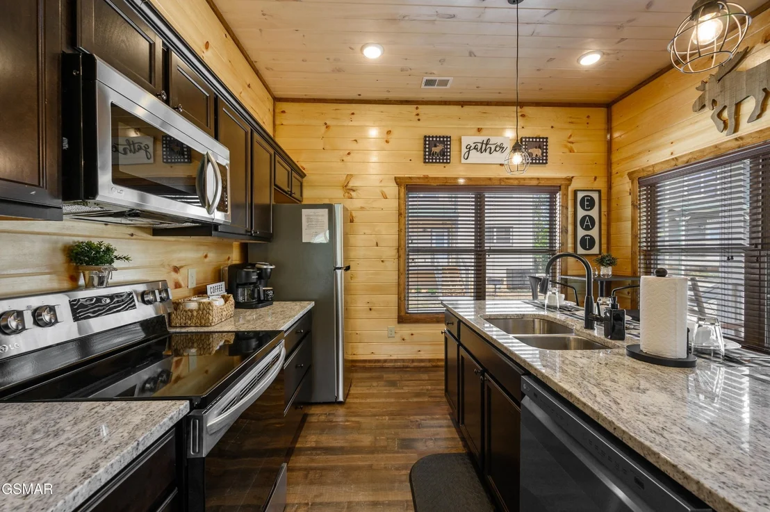 Photo of 916 Osprey Way