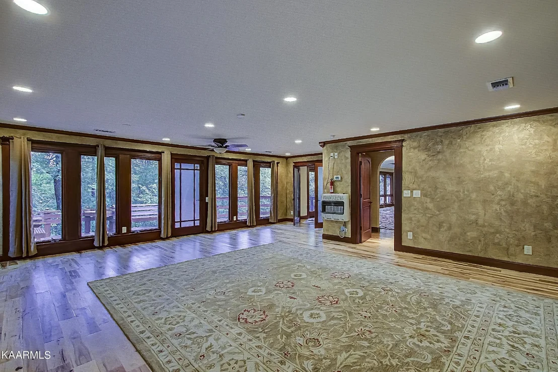 Photo of 1514 Canterbury Downs Rd
