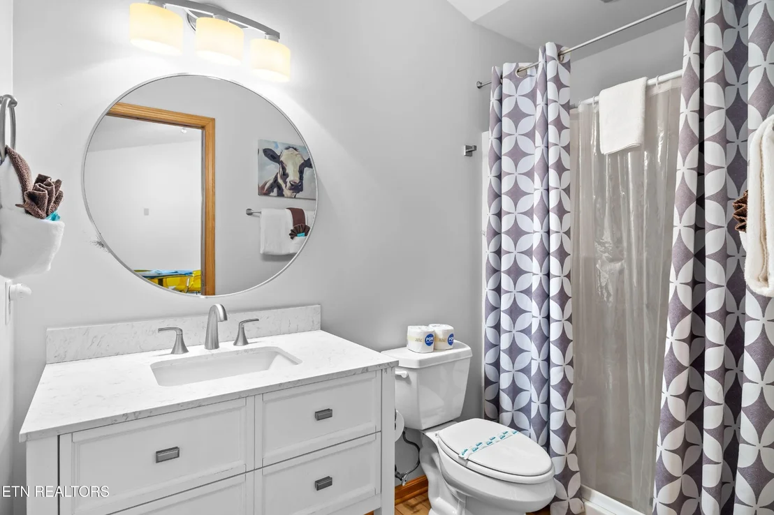 Photo of 229 Cobblestone Way