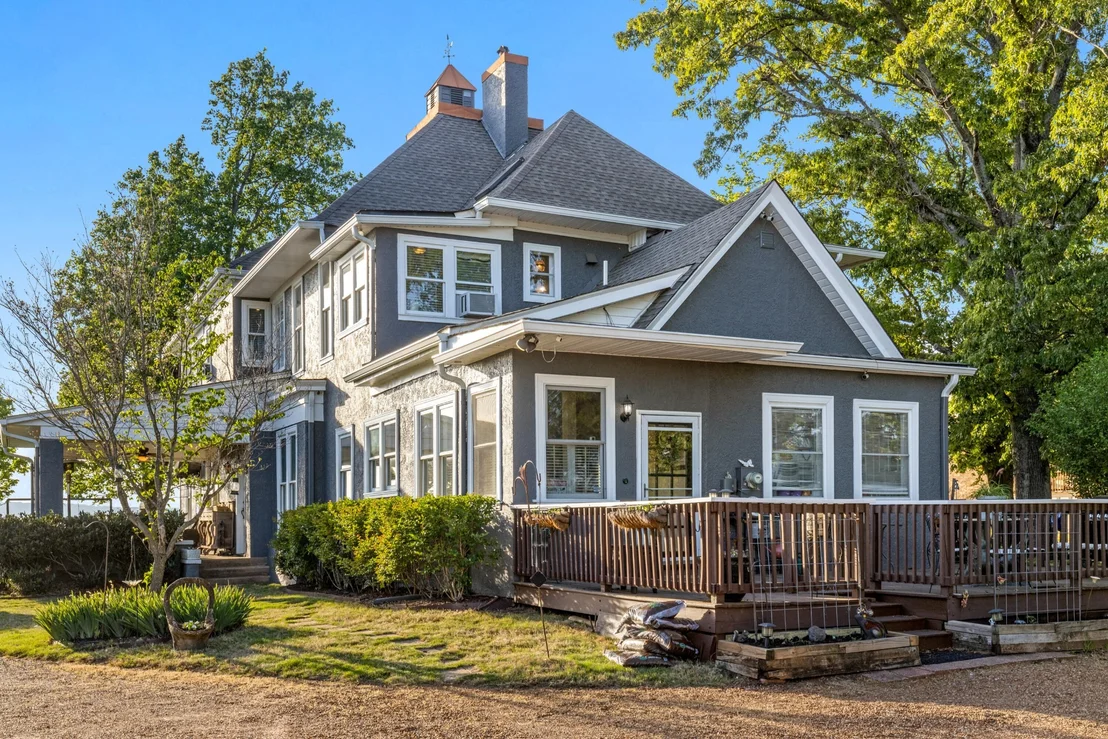 Photo of 46 N Crest Road