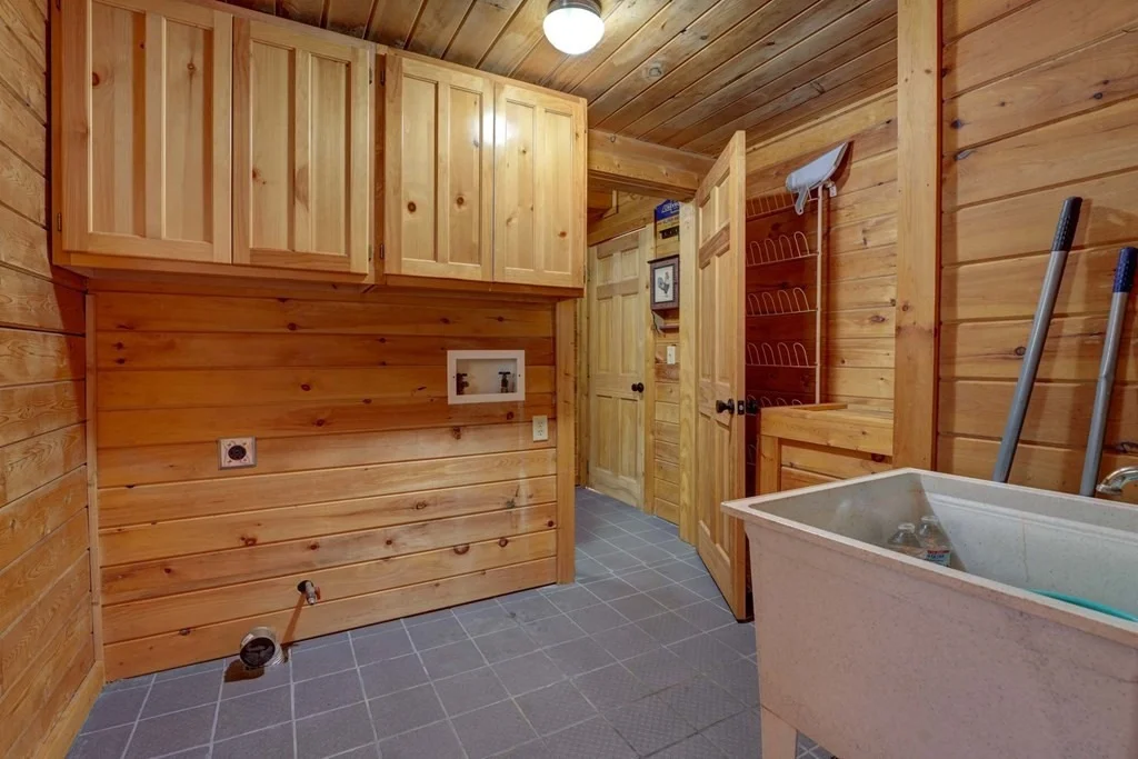 Photo of 9917 Kodak Road