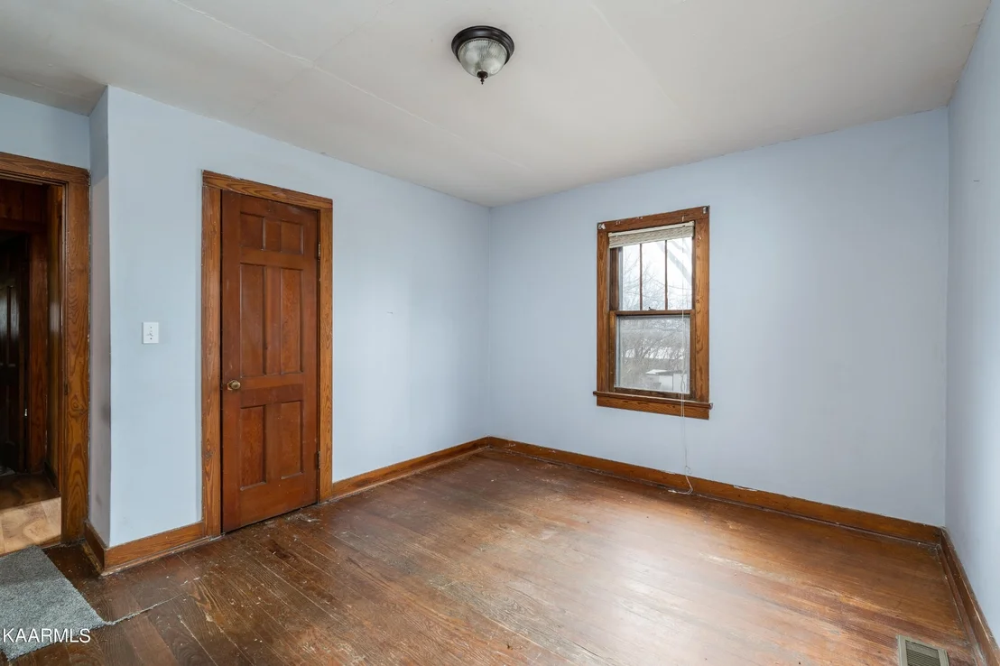 Photo of 119 Housley Ave