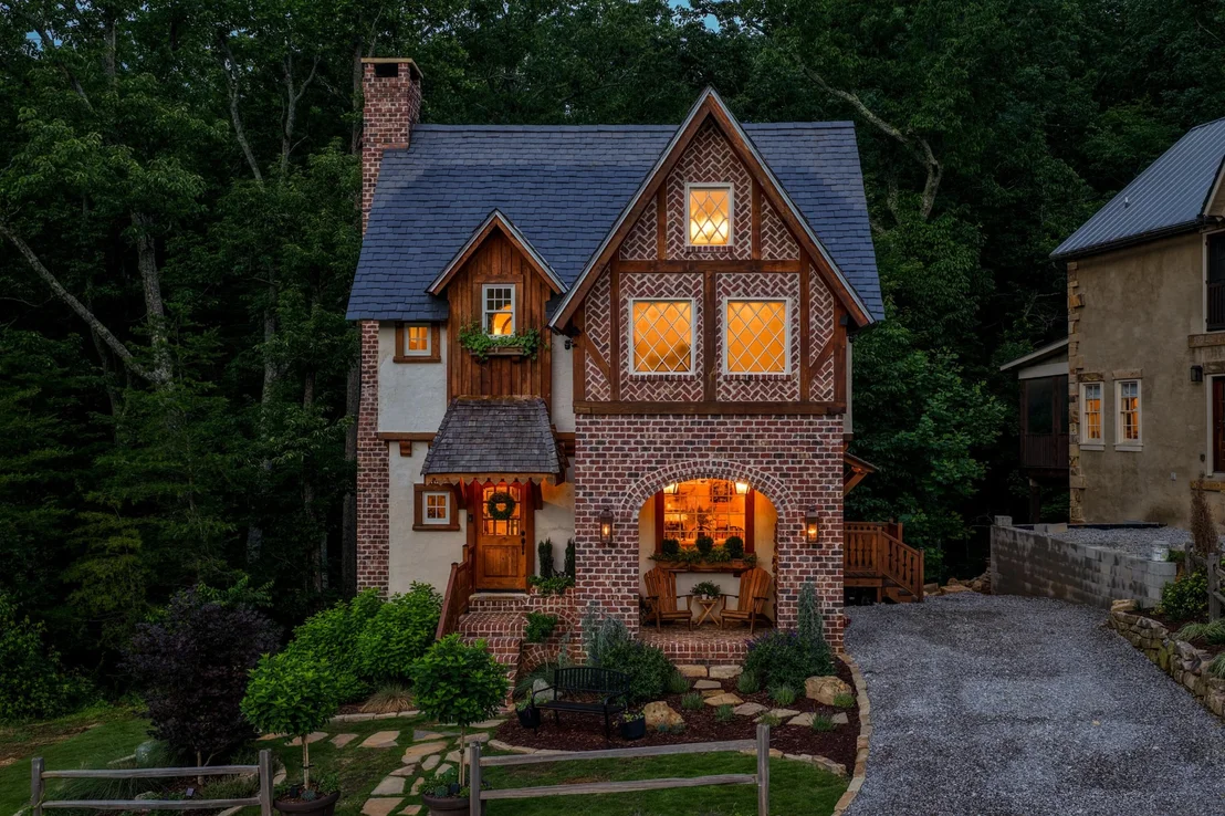 Photo of 32 Lantern Cove Road