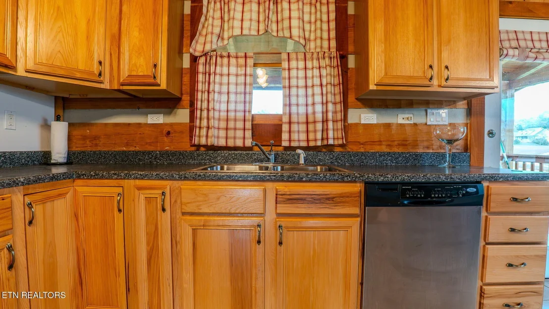 Photo of 2597 Rutledge Pike
