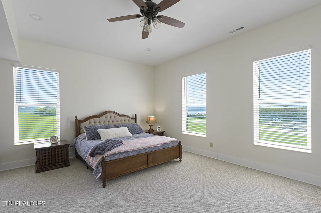 Photo of 1005 Enchanted Drive