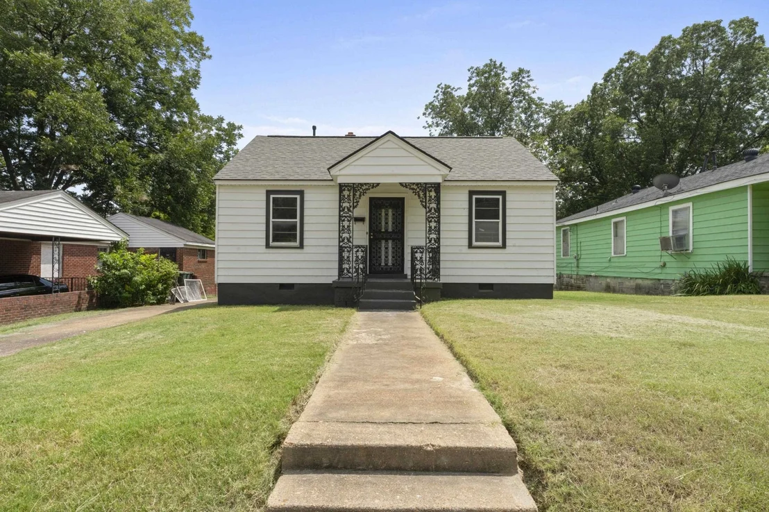 Photo of 1355 DORIS AVE
