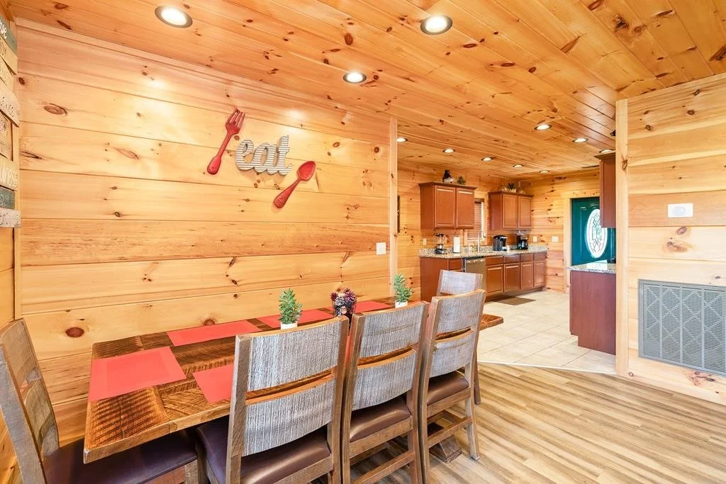 Photo of 1112 N Trail Drive