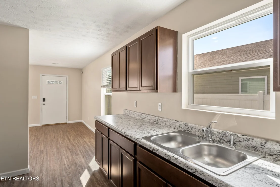 Photo of 234 Sapling Lane