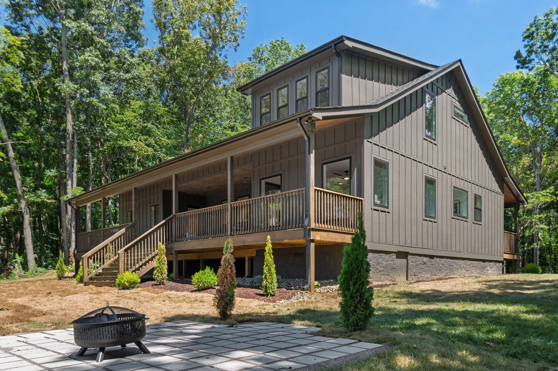 Photo of 900 Valley View Drive