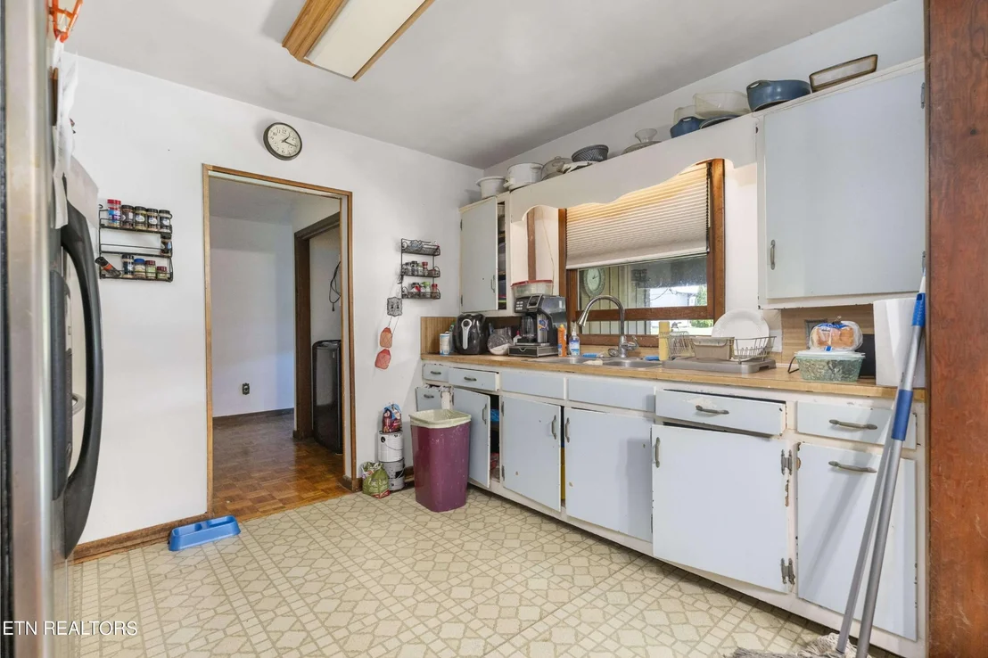 Photo of 812 Riverview Drive