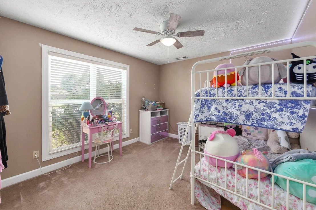Photo of 7 GREENWICH CV
