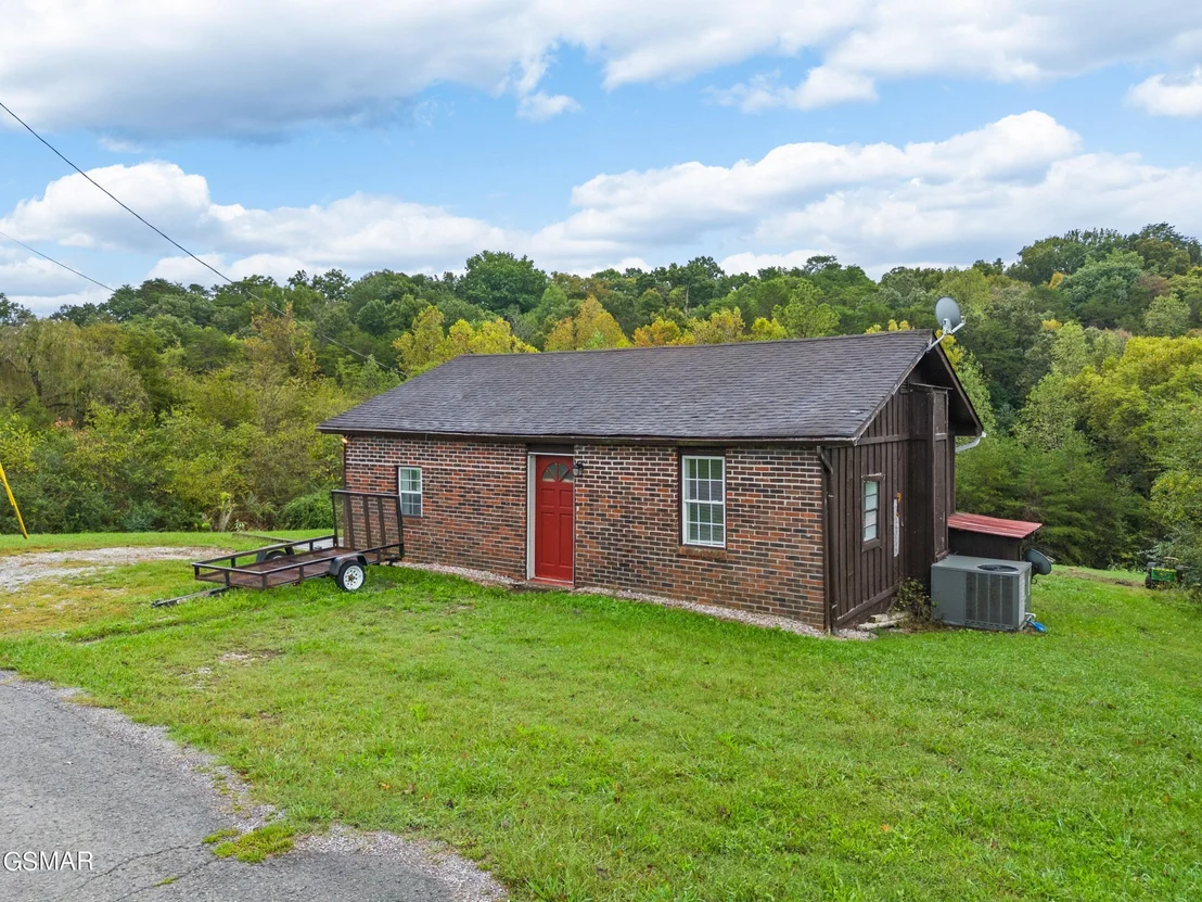 Photo of 9726 Clift Road