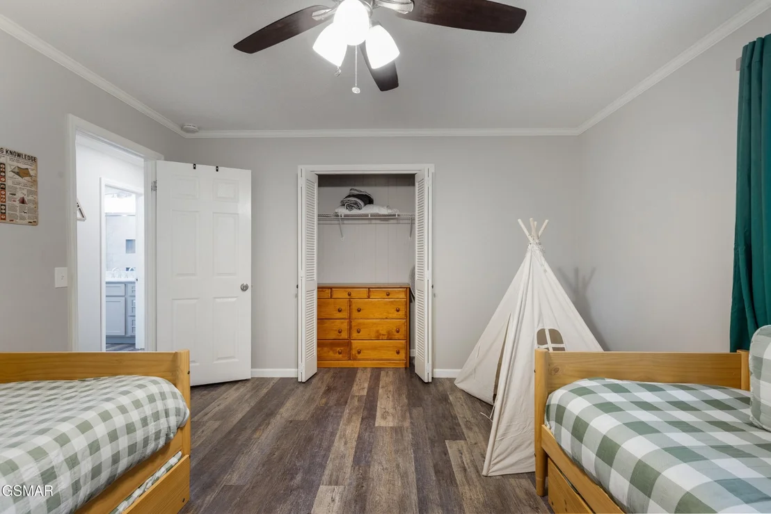 Photo of 2887 Pine Haven Drive