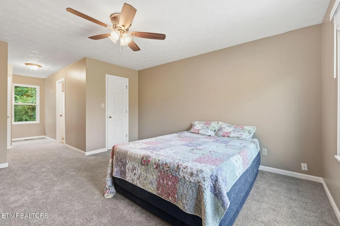 Photo of 5516 W Emory Rd