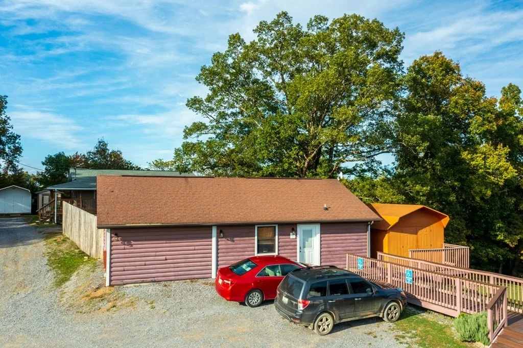 Photo of 669 Red Bud Lane