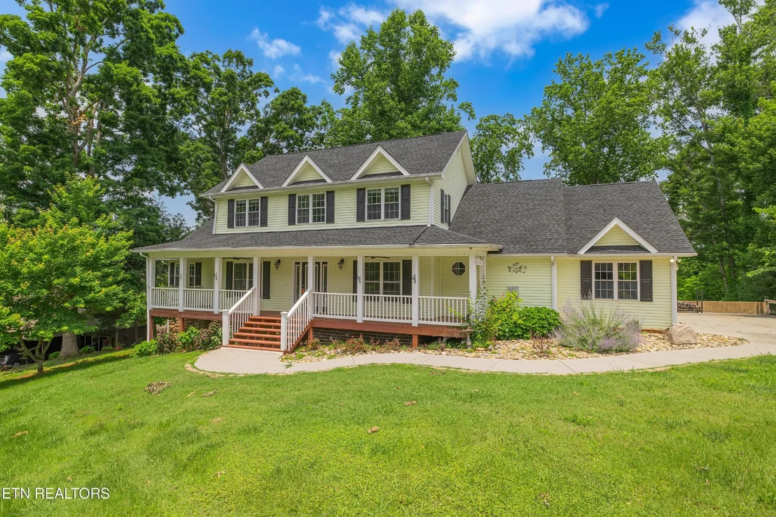 Photo of 4040 Roundtop Drive